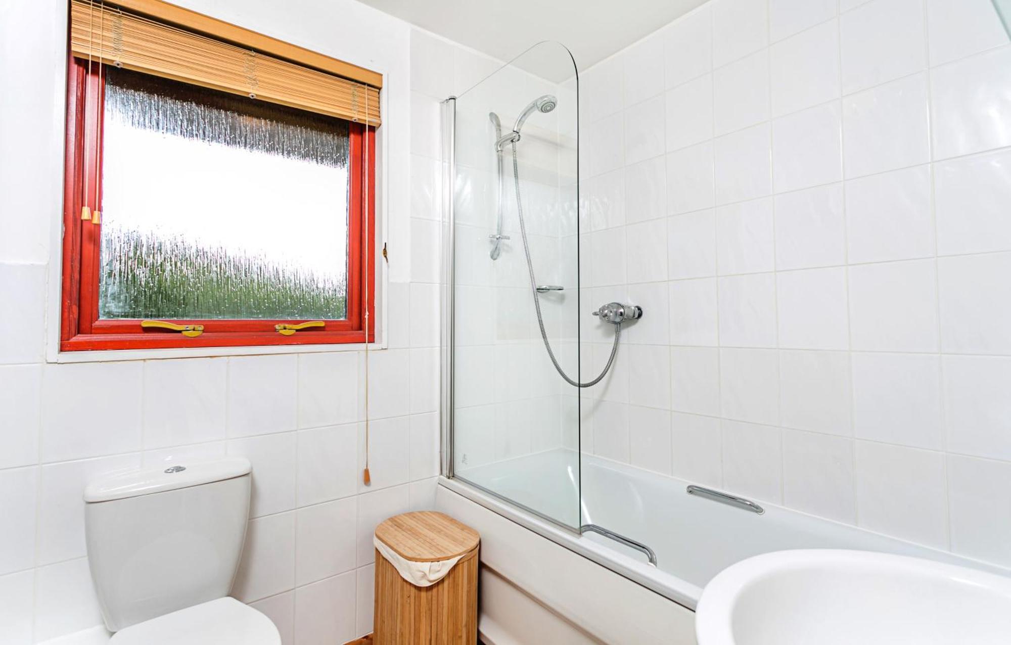Laburnum Lodge Sleeps 6 Wheelchair Access Minehead Bagian luar foto