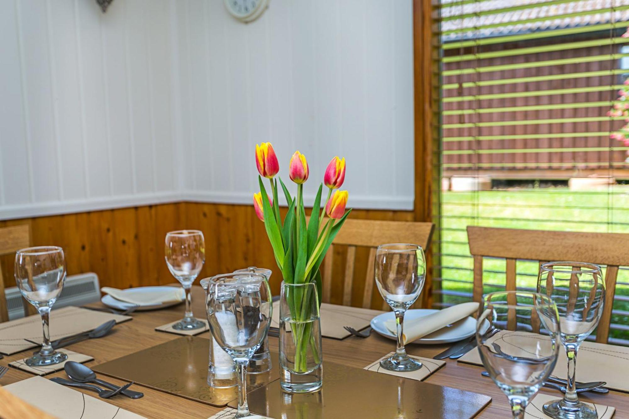 Laburnum Lodge Sleeps 6 Wheelchair Access Minehead Bagian luar foto